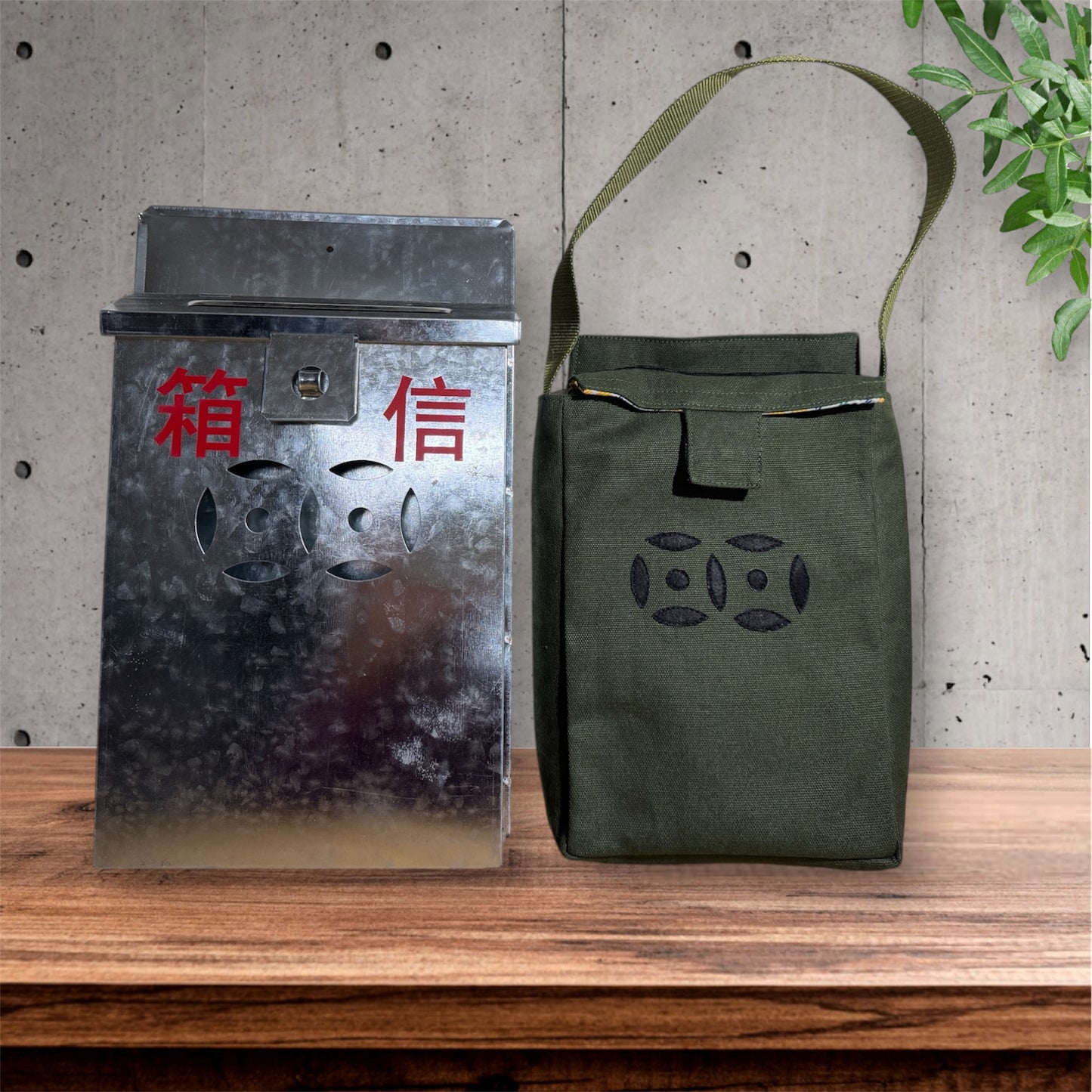 香港信箱バッグ by Etsuyo